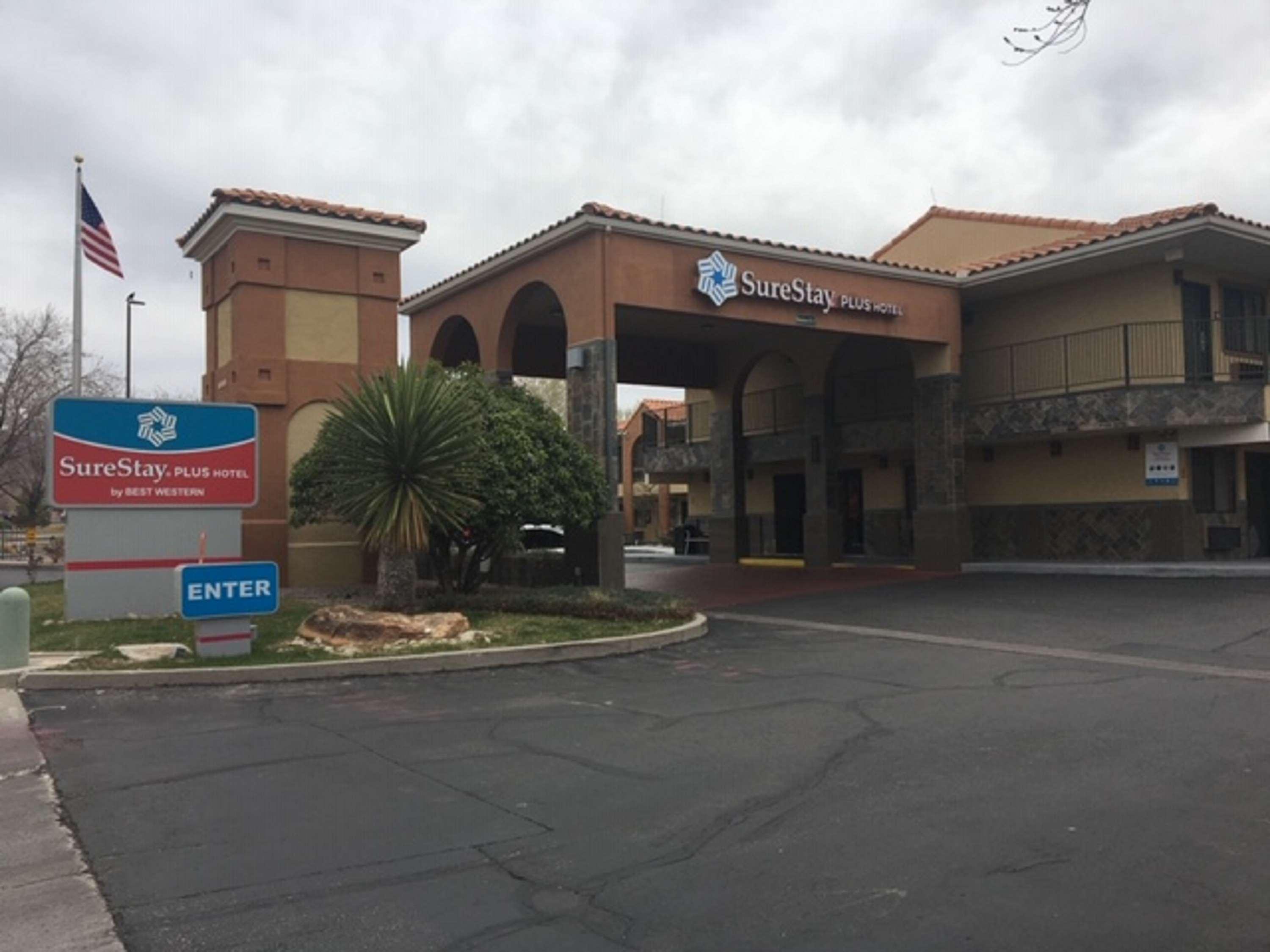 Surestay Plus Hotel By Best Western Albuquerque I-40 Eubank Dış mekan fotoğraf